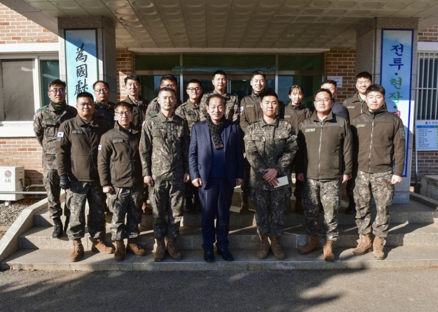 0120 실과소 사진자료1(설맞이 군부대, 소방서 위문)_총무과(1).jpg