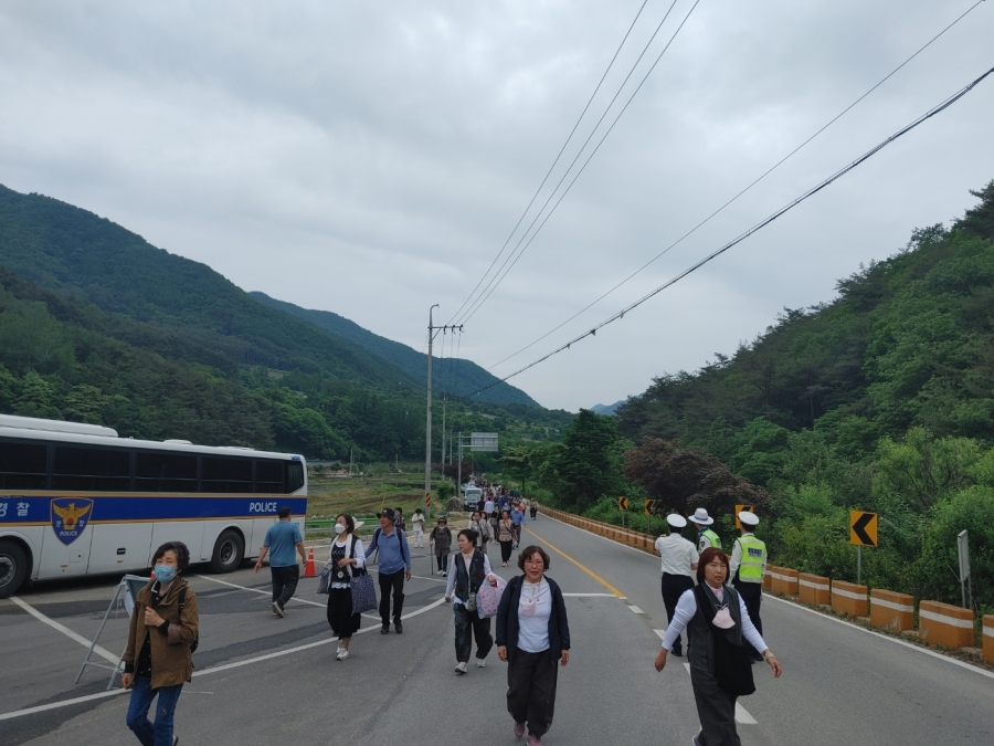 0527-봉암사-부처님오신날 (25).jpg