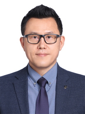 김만수 센터장 증명사진.jpg