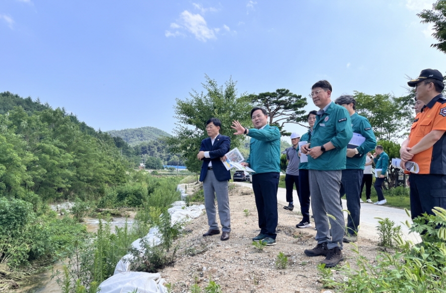 5._김학홍_행정부지사_재해복구사업장_점검1(영주_조와천).jpg