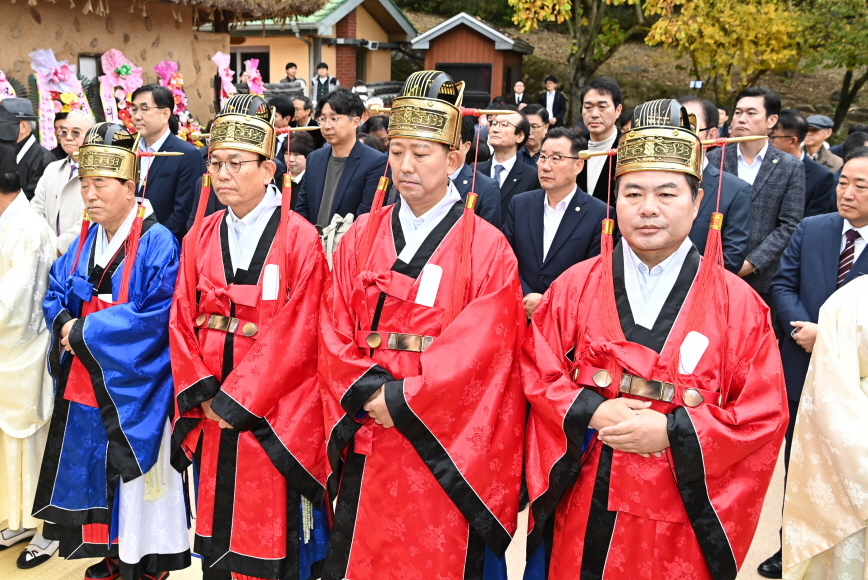 1._박정희대통령_탄신_107돌_숭모제1.jpg